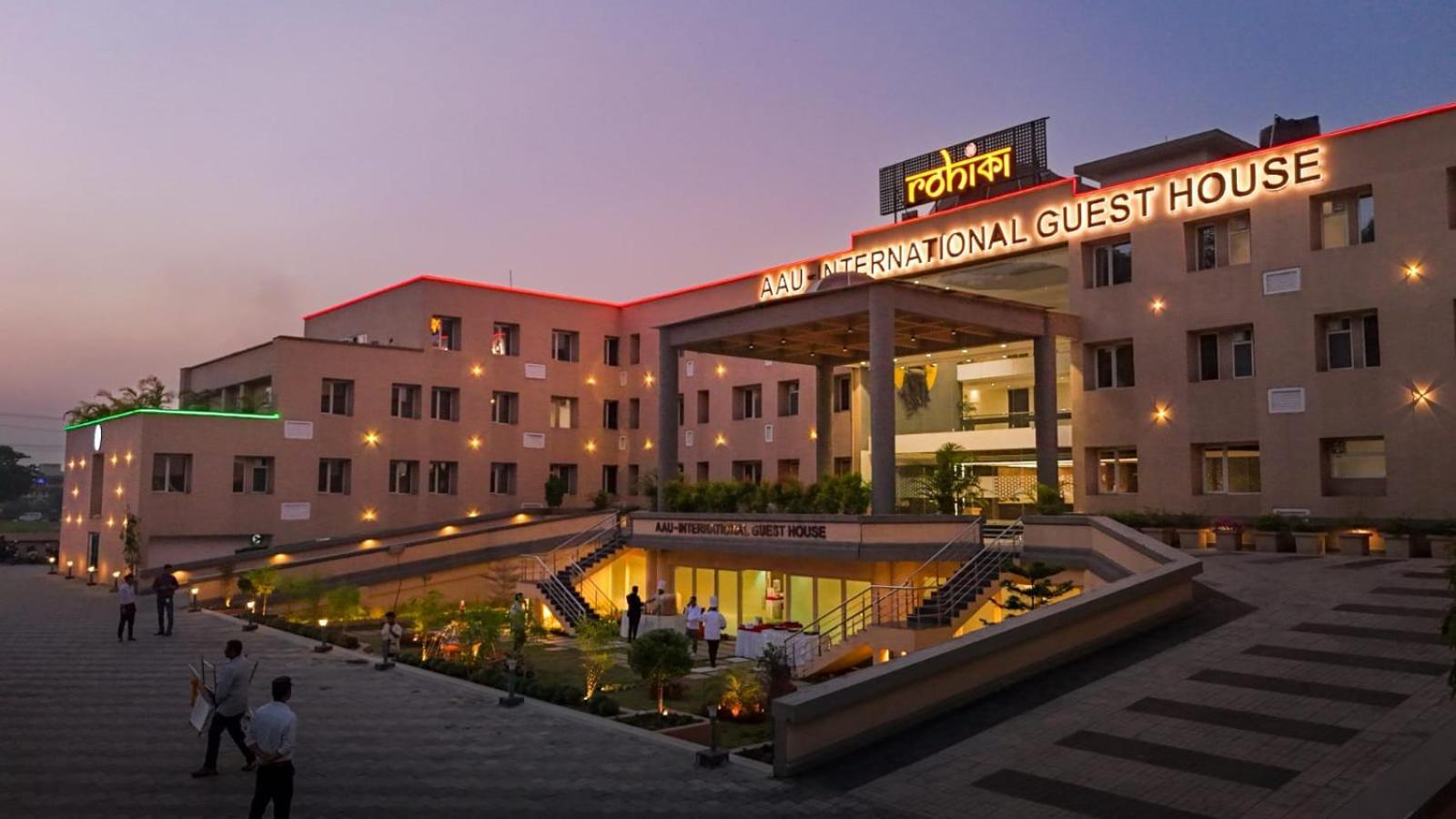 古瓦哈提 Rohika Aau-Igh酒店 外观 照片